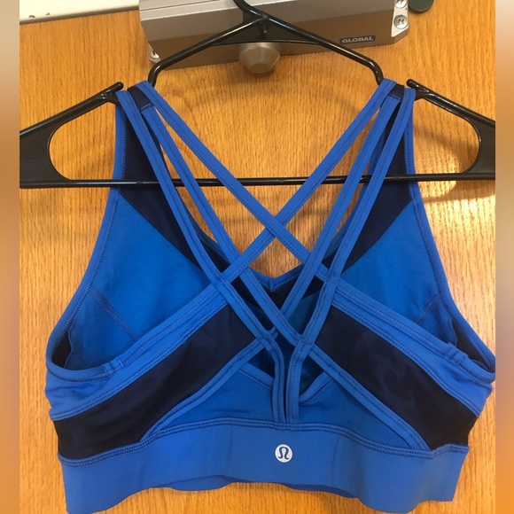 Lululemon Criss Cross Back Yoga Sports Bra with Mesh Panels Blue Navy Blue Sz 10 - Picture 5 of 8